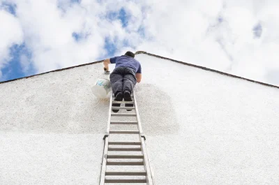 Peinture extérieure à Sentein — façades et ravalement